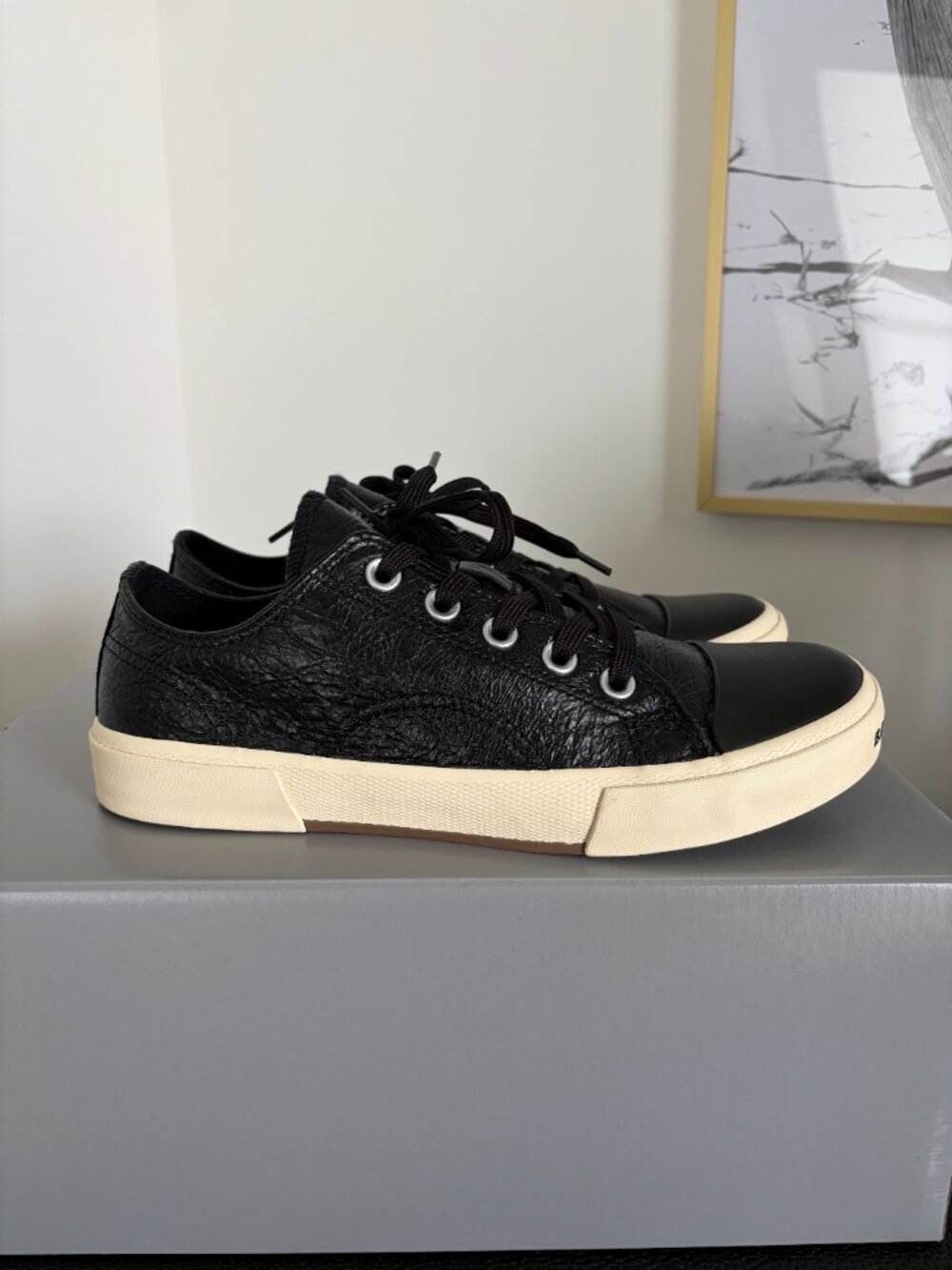 Balenciaga Women Paris Low Top Arena Sneakers Black Leather | 38 | NWT